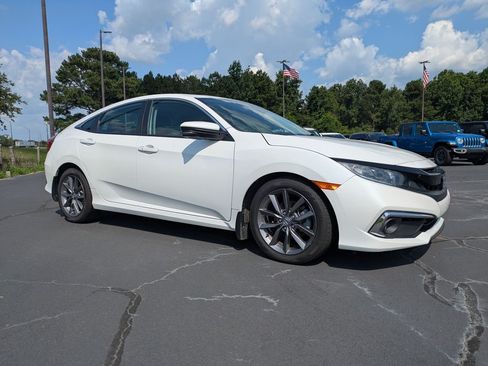 Used 2021 Honda Civic EX image 2