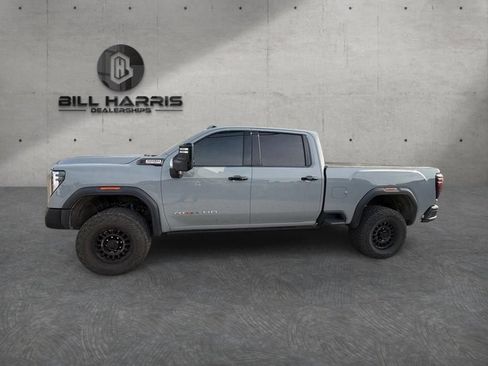 Used 2024 GMC Sierra 2500 AT4X w/ AT4X AEV Edition AWD/4WD image 3