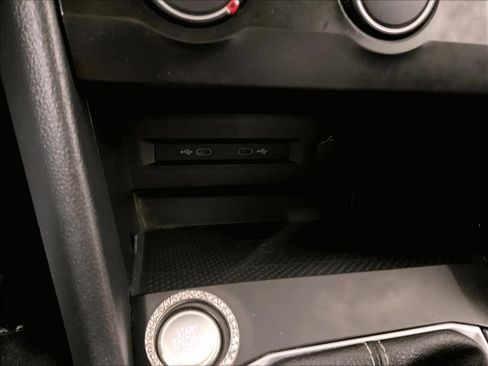 Used 2022 Volkswagen Taos SE image 26