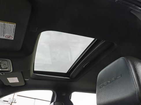 Used 2021 GMC Sierra 3500 Denali w/ Denali Ultimate Package image 4