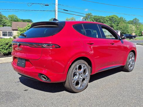 Used 2025 Alfa Romeo Tonale Tributo Italiano AWD/4WD image 3