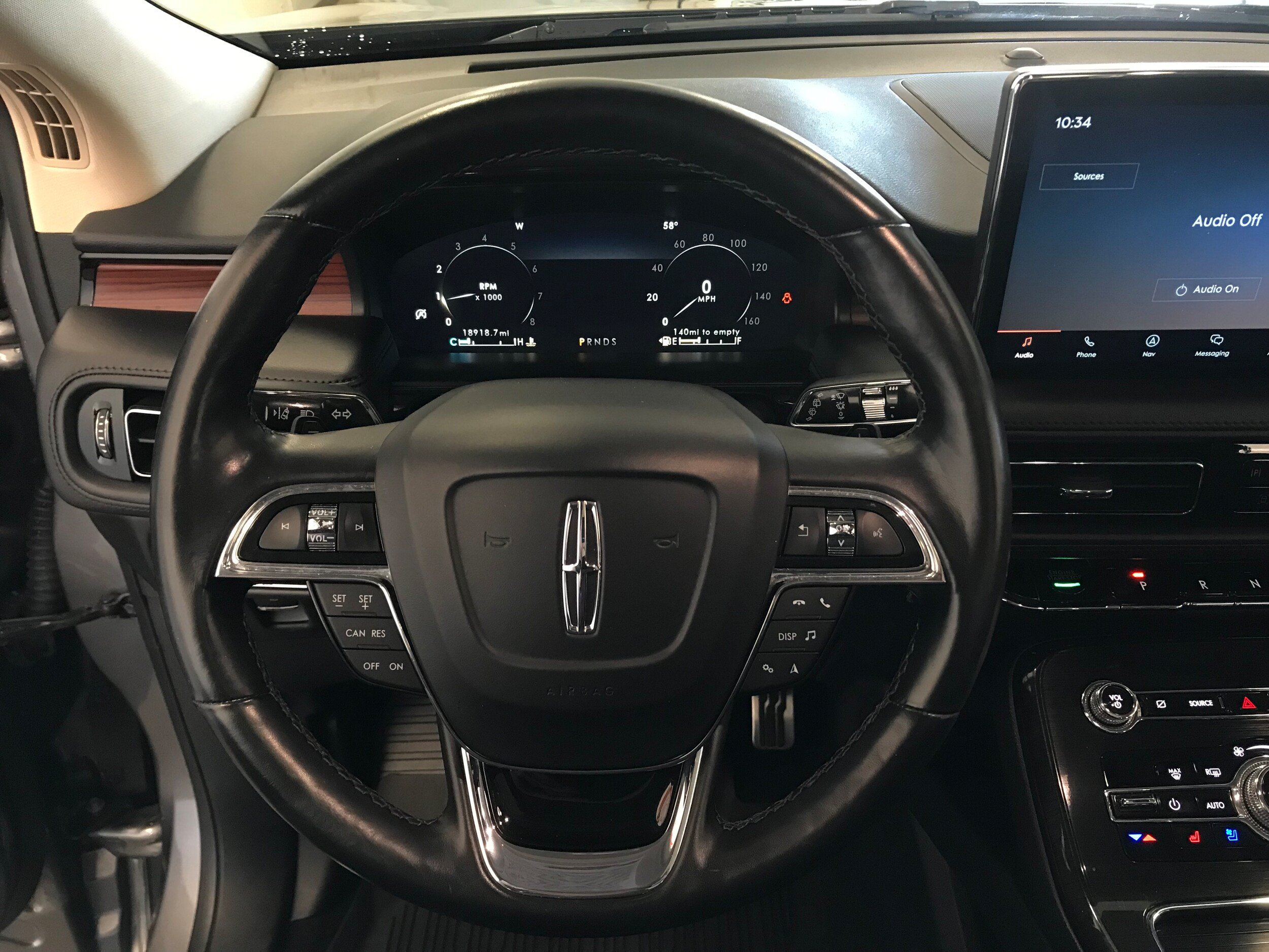 Used 2023 Lincoln Nautilus Reserve w/ Monochromatic Package AWD/4WD image 18