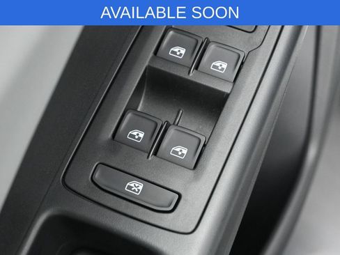 Used 2022 Volkswagen Taos SE AWD/4WD image 13