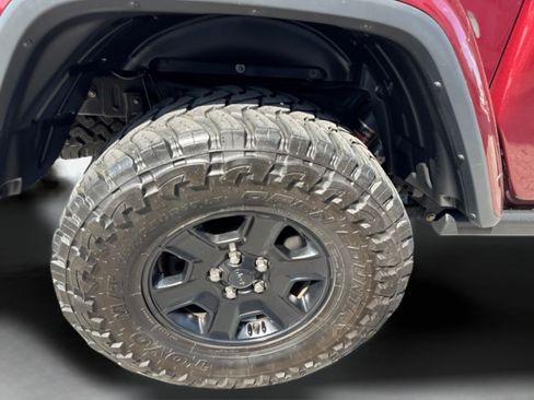 Used 2021 Jeep Gladiator Mojave AWD/4WD image 23