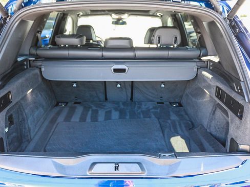 Used 2024 BMW X5 sDrive40i w/ M Sport Package RWD image 26