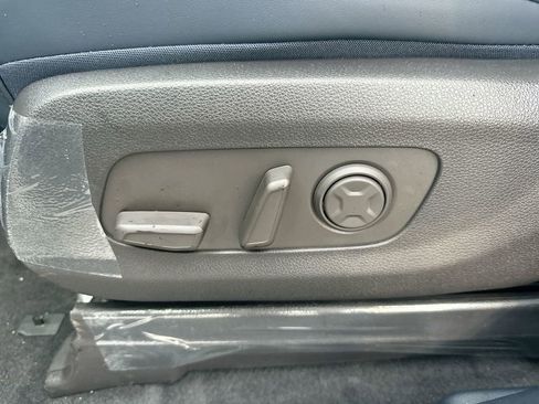 New 2026 Kia Carnival SX image 39