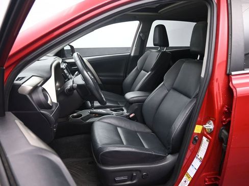 Used 2014 Toyota RAV4 Limited AWD/4WD image 20