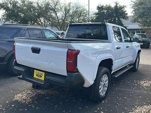 Used 2024 Toyota Tacoma SR image 7