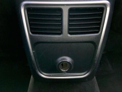 Used 2012 Chrysler 300 Limited image 33