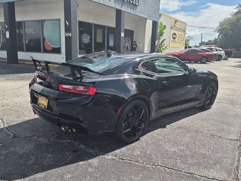 Used 2016 Chevrolet Camaro SS RWD image 5