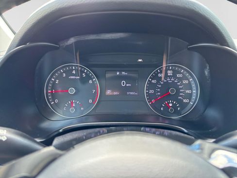 Used 2019 Kia Forte S w/ S Premium Package FWD image 16