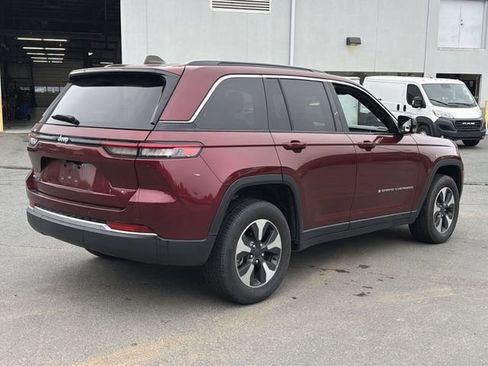 Used 2024 Jeep Grand Cherokee Limited 4xe AWD/4WD image 5