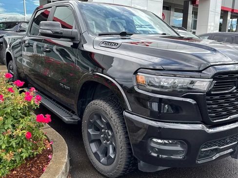 Used 2025 RAM 1500 Big Horn AWD/4WD image 2
