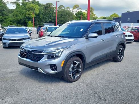 Used 2025 Kia Seltos S FWD image 5