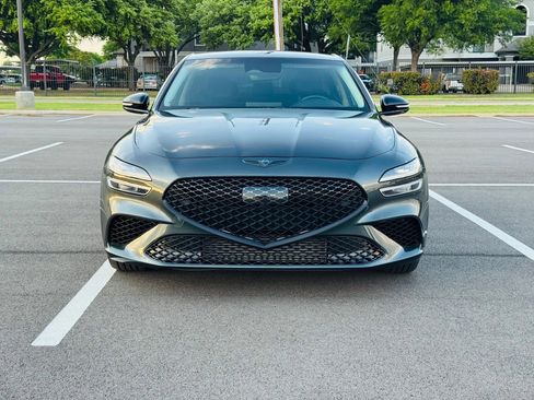 Used 2022 Genesis G70 2.0T image 2
