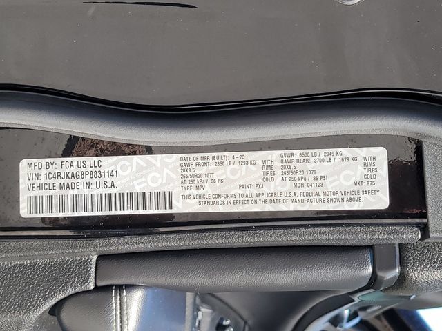 Used 2023 Jeep Grand Cherokee L Laredo AWD/4WD image 16