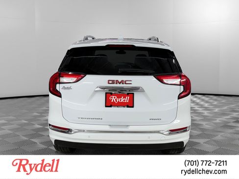Used 2022 GMC Terrain Denali AWD/4WD image 4