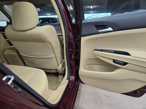 Used 2011 Honda Accord LX-P image 26