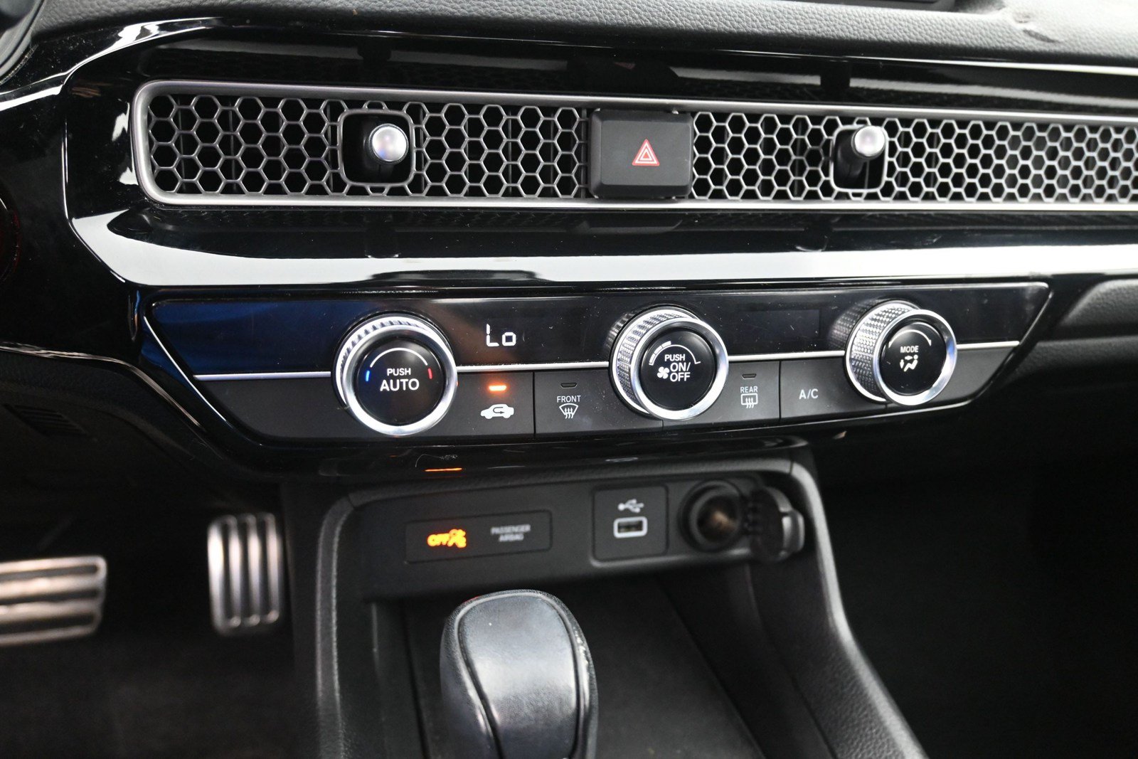 Used 2024 Honda Civic Sport image 31