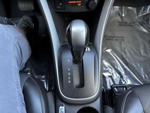 Used 2021 Chevrolet Trax LT w/ Driver Confidence Package AWD/4WD image 31