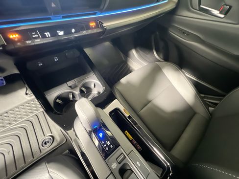 Used 2024 Toyota Prius XLE image 26