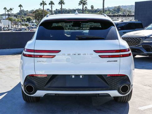 Used 2025 Genesis GV70 3.5T Sport w/ Sport Advanced Package image 5