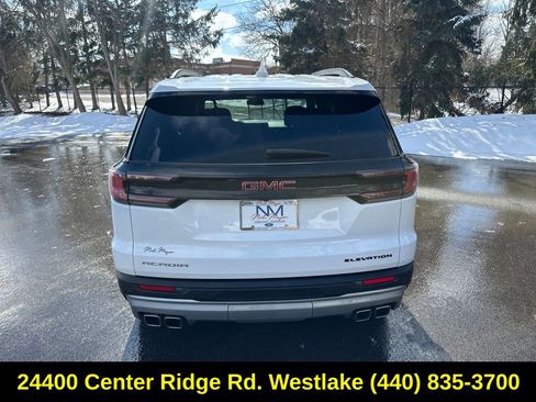 Used 2024 GMC Acadia Elevation FWD image 6
