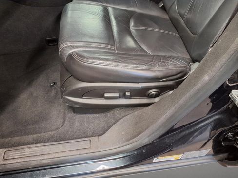 Used 2014 Chevrolet Traverse LT FWD image 12