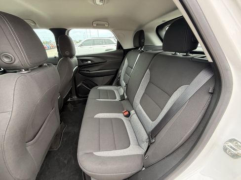 Used 2024 Chevrolet TrailBlazer LS w/ LS Confidence Package FWD image 29