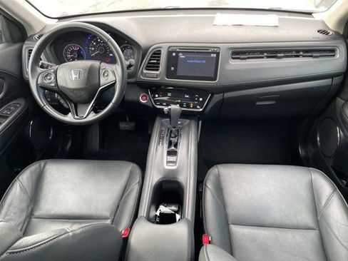 Used 2018 Honda HR-V EX-L image 7