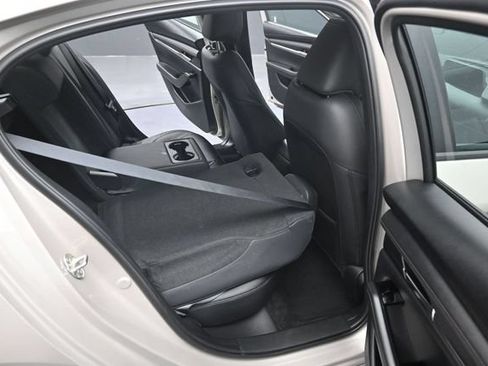 Used 2025 MAZDA MAZDA3 s FWD image 26