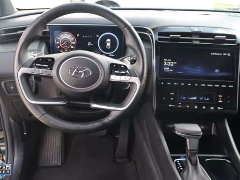 Used 2024 Hyundai Santa Cruz Limited AWD/4WD image 18