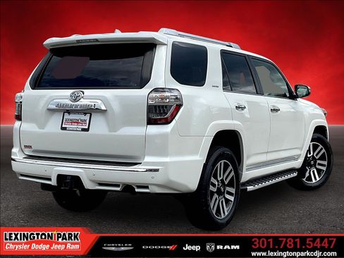 Used 2023 Toyota 4Runner Limited AWD/4WD image 5