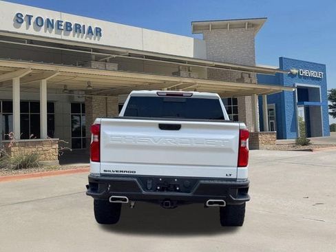 Used 2023 Chevrolet Silverado 1500 LT Trail Boss w/ Convenience Package II AWD/4WD image 6
