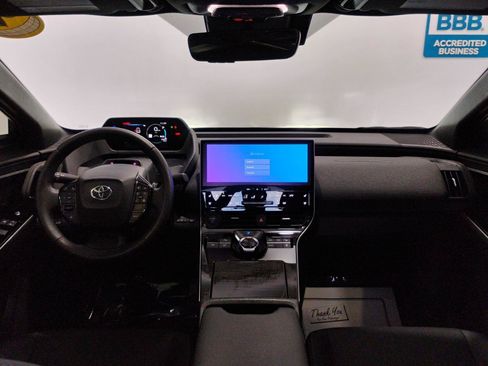 Used 2024 Toyota bZ4X FWD image 76