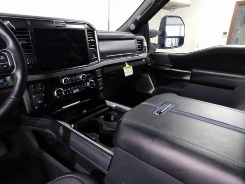 Used 2025 Ford F250 Platinum image 80