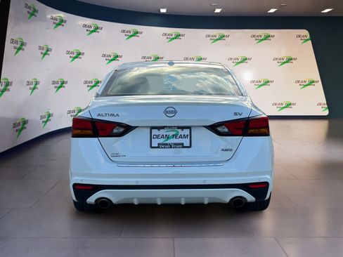 Used 2023 Nissan Altima 2.5 SV w/ SV Premium Package image 7