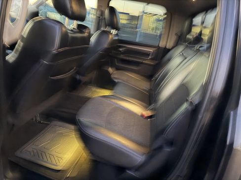 Used 2018 RAM 1500 Sport image 8