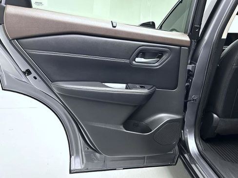 Certified 2023 Nissan Rogue SL w/ SL Premium Package AWD/4WD image 20