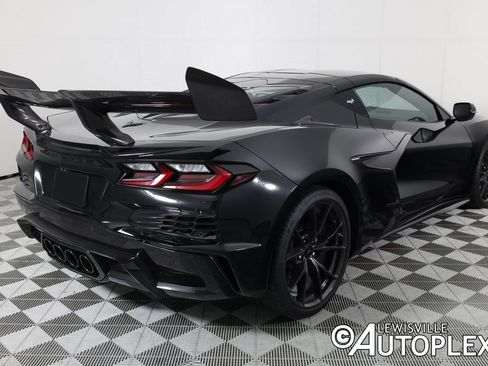 Used 2026 Chevrolet Corvette ZR1 w/ ZR1 Carbon Fiber Aero Package image 5