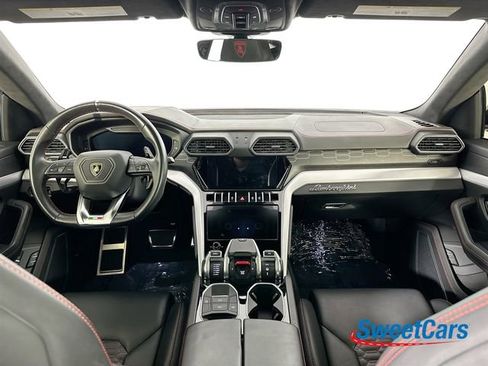 Used 2020 Lamborghini Urus image 15
