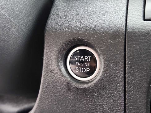 Used 2025 Nissan Frontier PRO-4X image 22