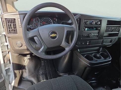 Used 2025 Chevrolet Express 2500 w/ Driver Convenience Package RWD image 11