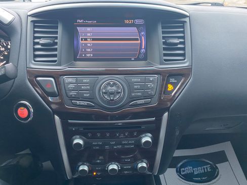 Used 2016 Nissan Pathfinder SL w/ SL Premium Package image 13