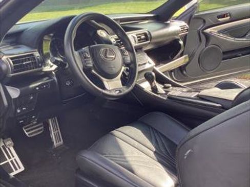 Used 2017 Lexus RC F image 17