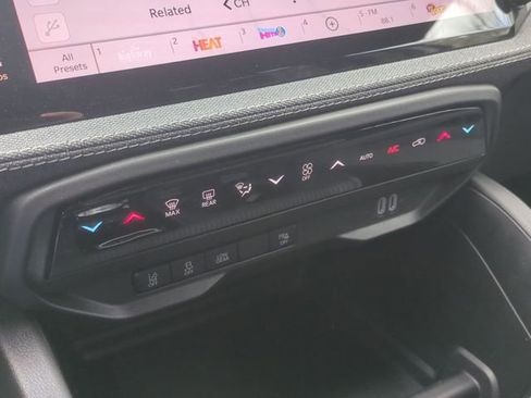 New 2026 Jeep Cherokee Laredo AWD/4WD image 36