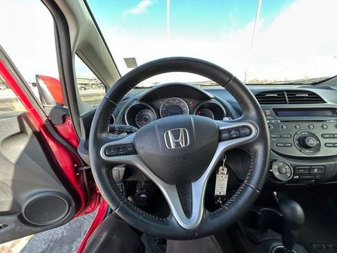 Used 2013 Honda Fit Sport image 12