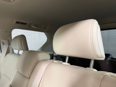 Used 2014 Lexus GX 460 w/ Premium Package image 22