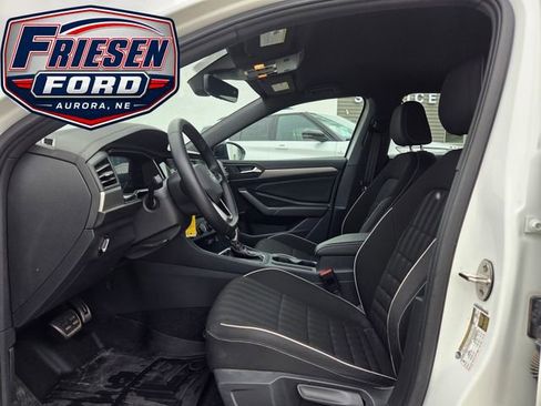 Used 2024 Volkswagen Jetta Sport FWD image 12