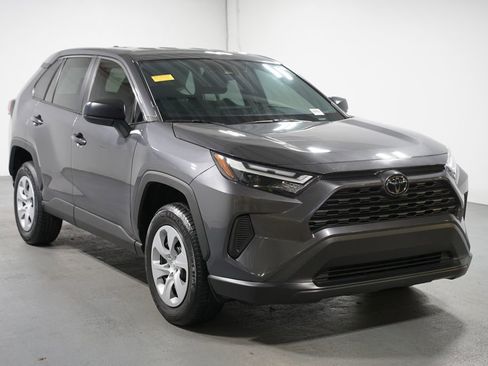 Used 2024 Toyota RAV4 LE image 3